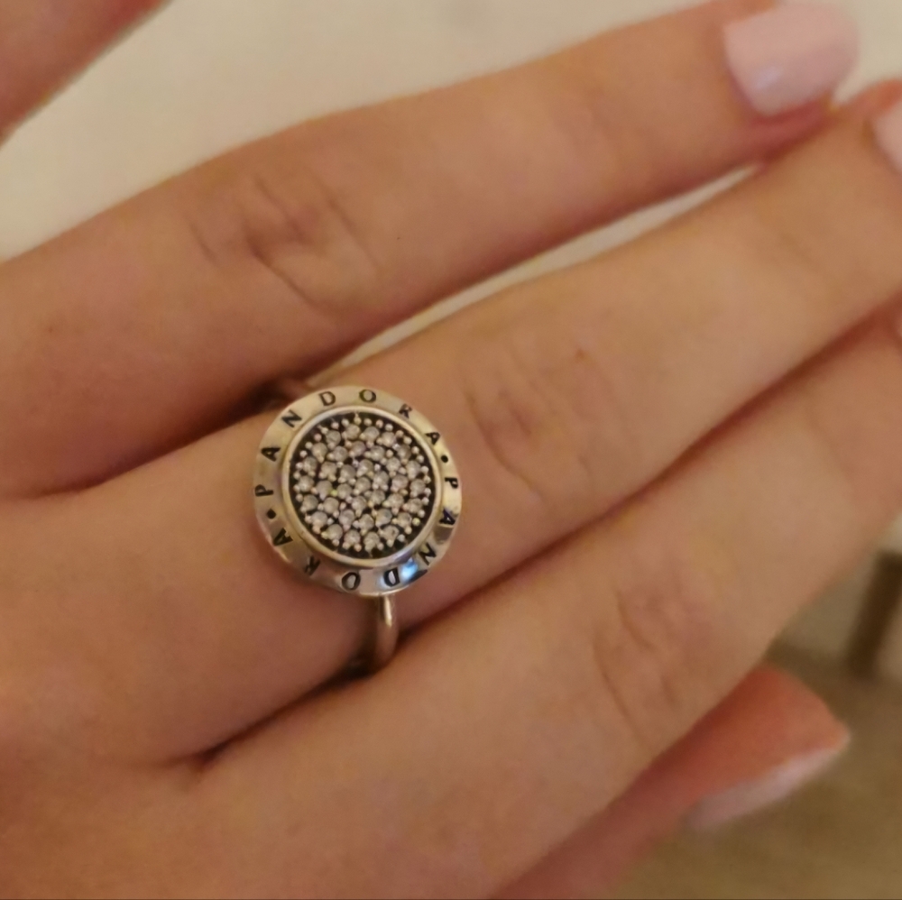 Pandora Signature Jewelry Set - Picture 3 of 5
